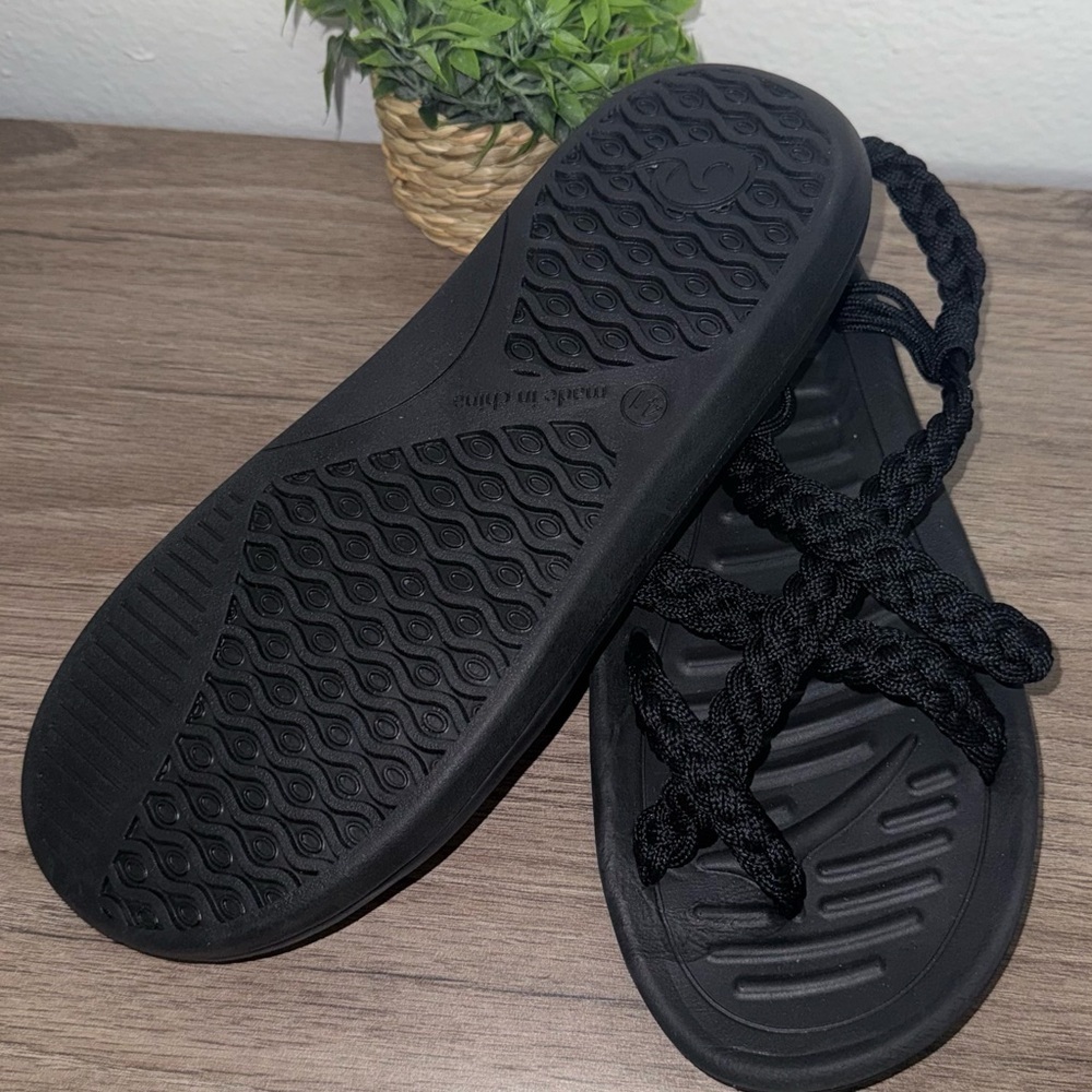 Black Braided Women's Sandals - Picture 3 of 4